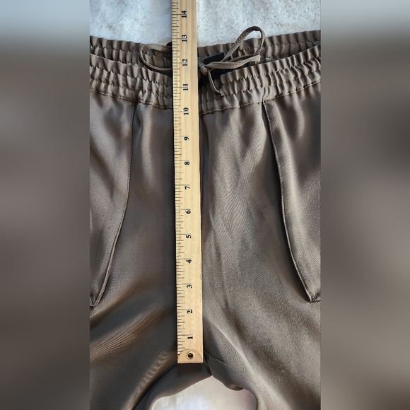 H&M Green Cargo pant - Size 8 - Picture 4 of 11